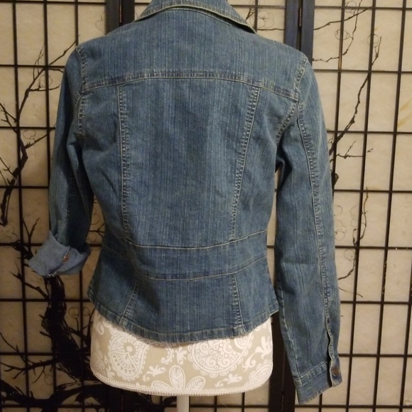 Jean jacket - Picture 2 of 2